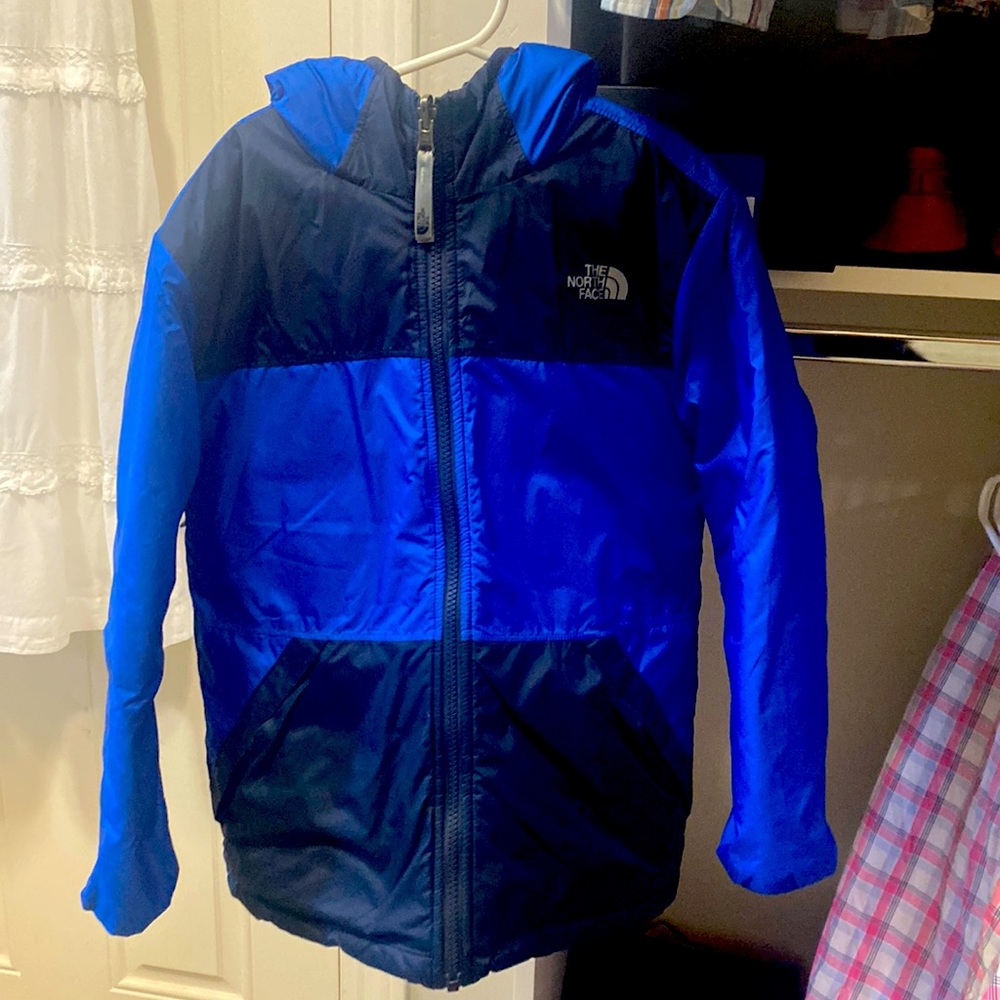 The North Face boys size 7/8 reversible winter coat w/hood